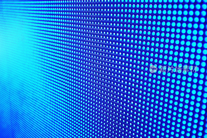 现代LED标识的细节，以浅蓝色的阴影显示单个像素