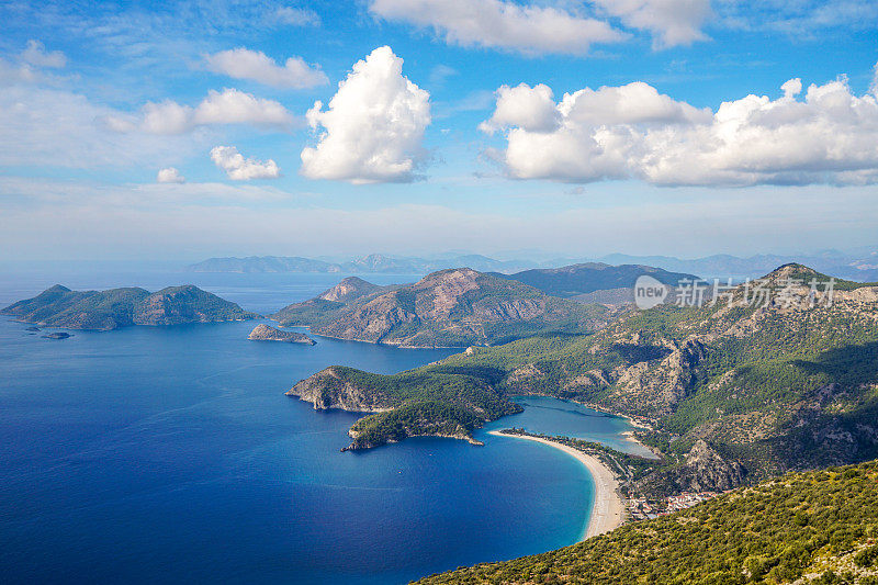 在冬天，Oludeniz。