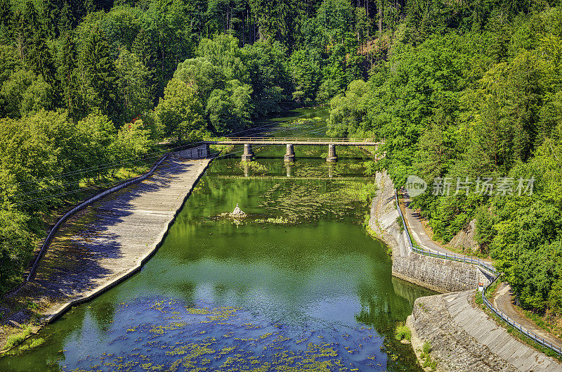 皮尔丘维斯大坝(HDRi)