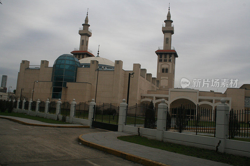 法赫德国王伊斯兰文化中心和清真寺