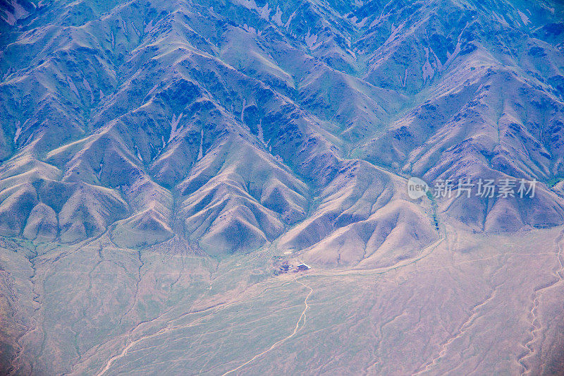 吉尔吉斯斯坦:天山山脉