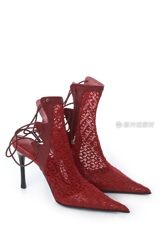 红色蕾丝鞋