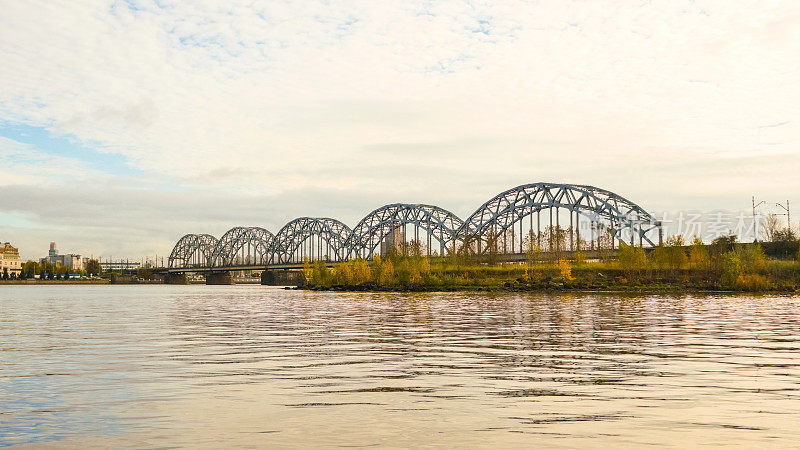 拉脱维亚里加的铁路桥