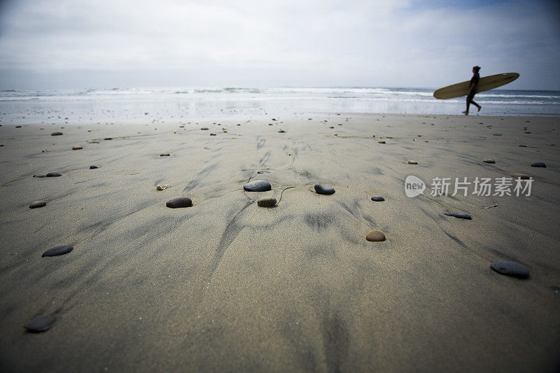 冲浪海滩