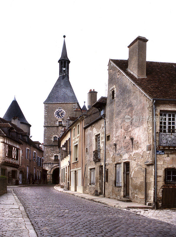 Avallon,法国