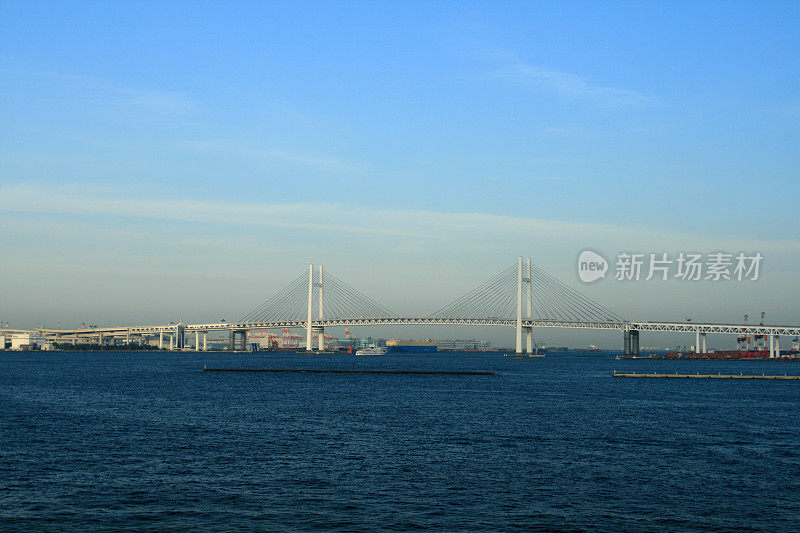横滨海湾大桥