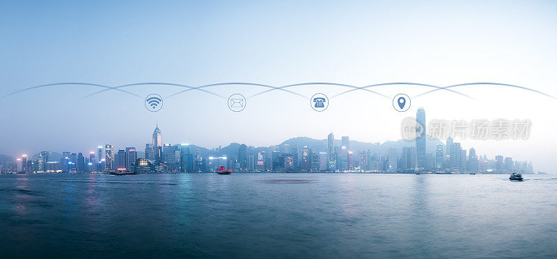 城市天际线具有连接概念和互联网符号