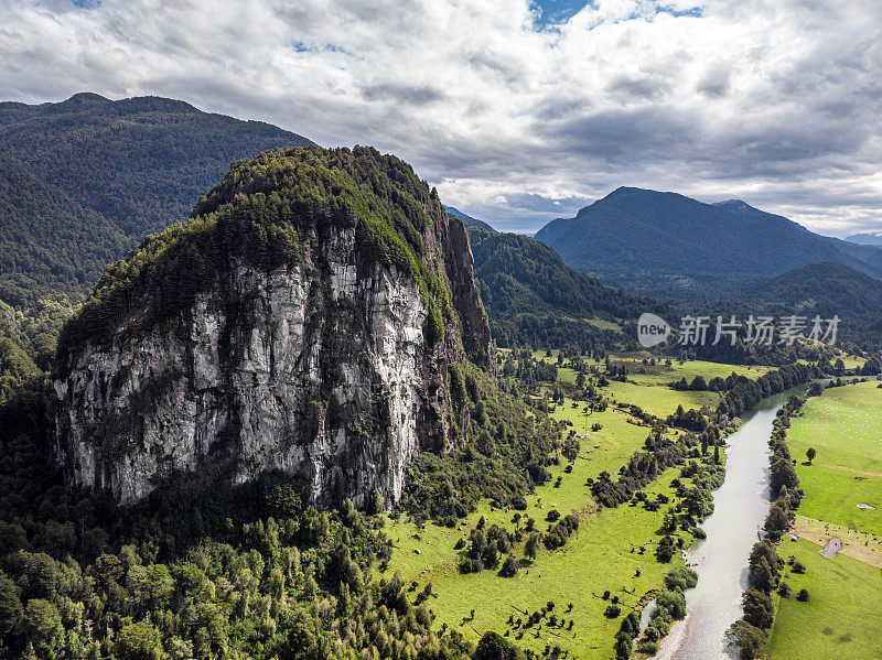 Coyhaique的英国松饼山