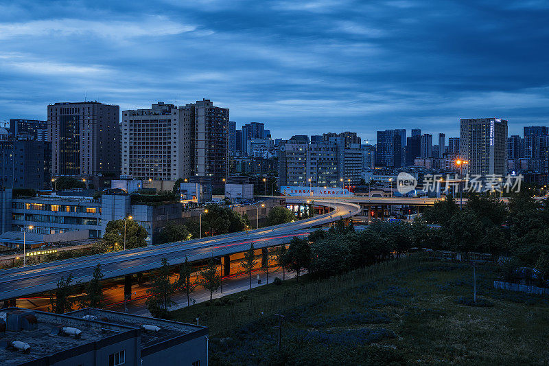 成都市夜景天际线