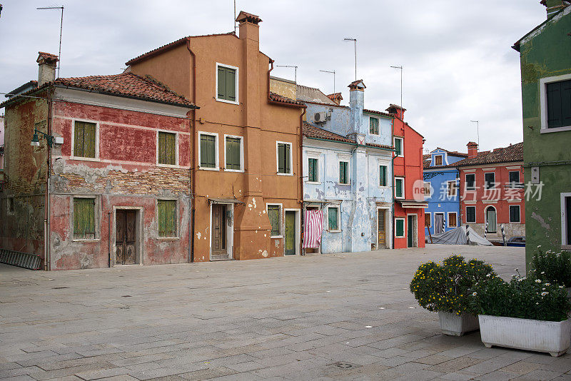 Burano,饱经风霜的墙壁