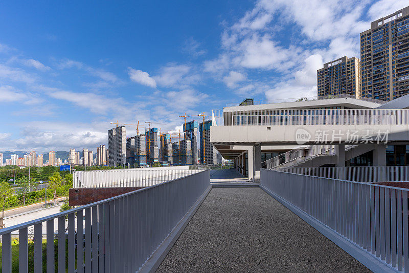 空通道广场与现代城市建筑，福建省莆田市，中国