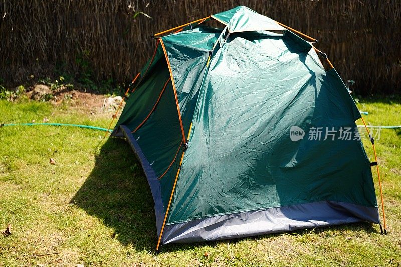 家庭野营帐篷