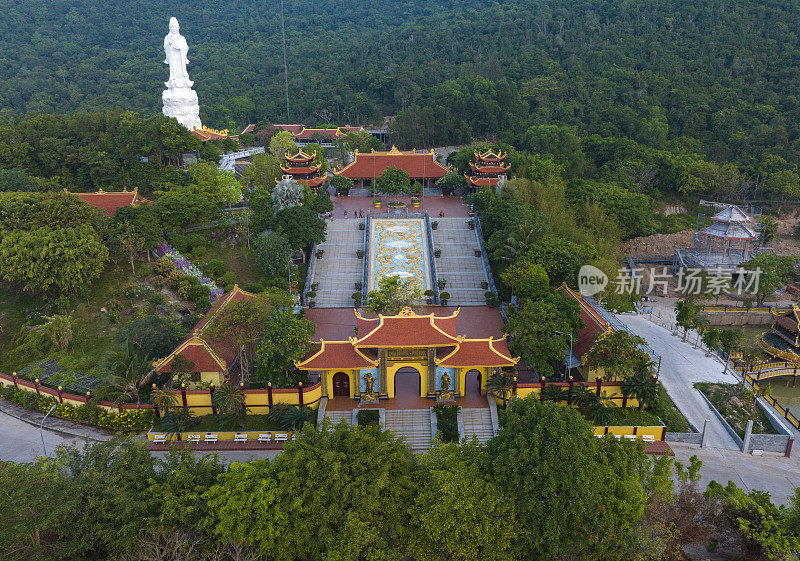 何国塔，一个著名的精神寺庙，富国岛，江西省