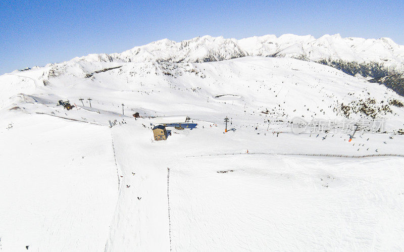 安道尔滑雪场滑雪场电梯空白拷贝空间大功告成