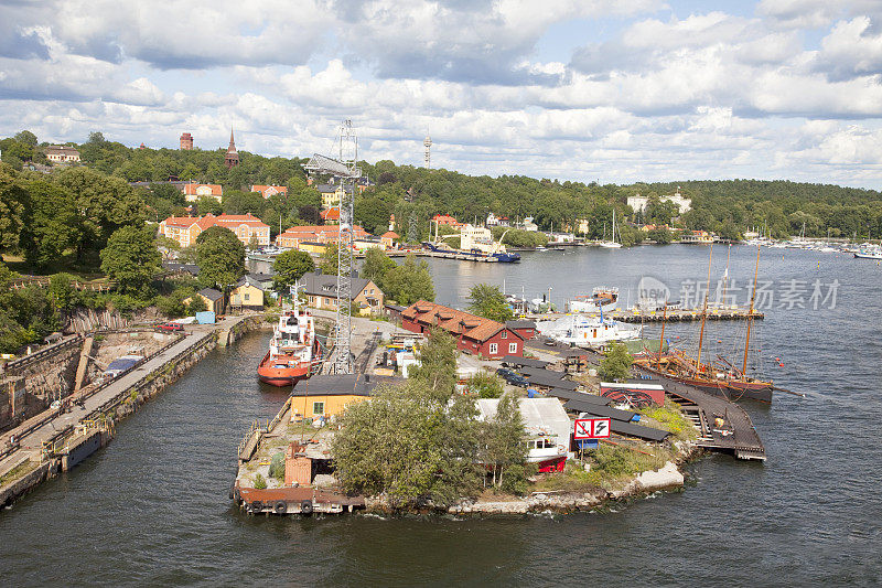 瑞典斯德哥尔摩的一个有干船坞的老船厂。