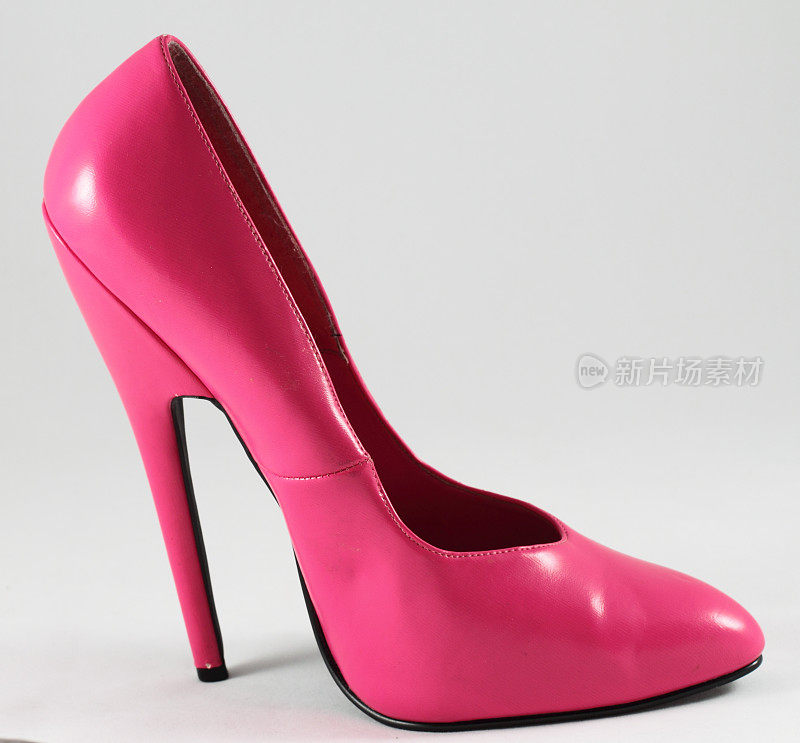 性感的粉红色高跟鞋