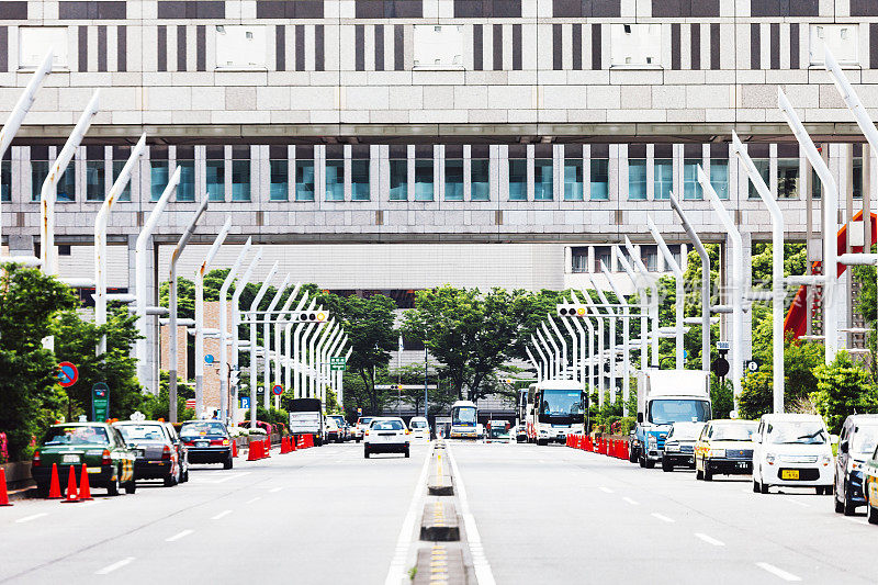 东京新宿的街道。