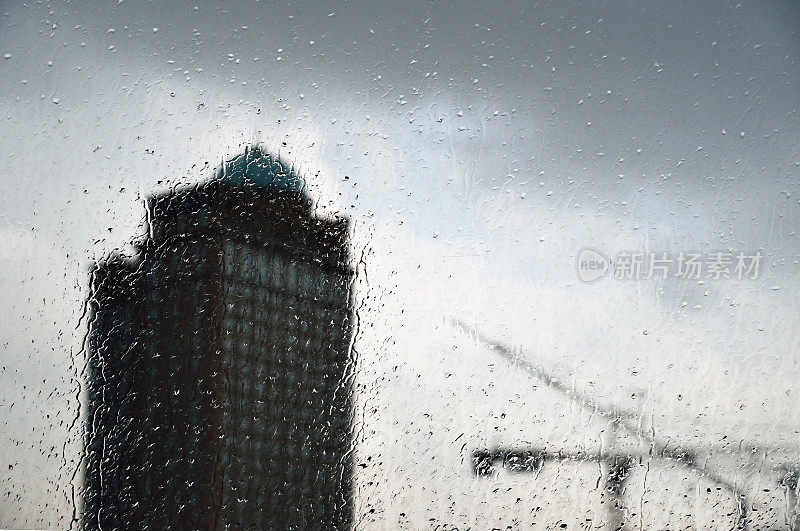 迪拜的雨天