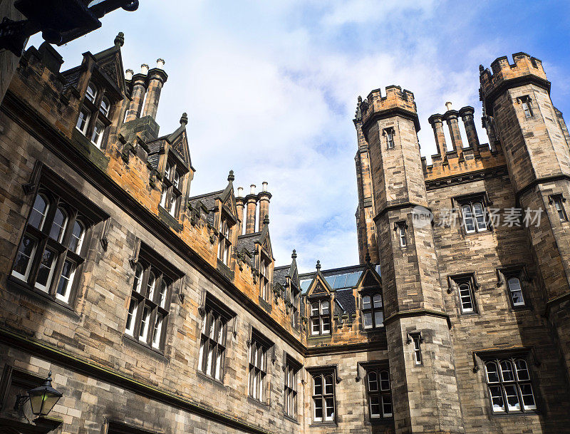 建筑细节:爱丁堡大学历史建筑，苏格兰