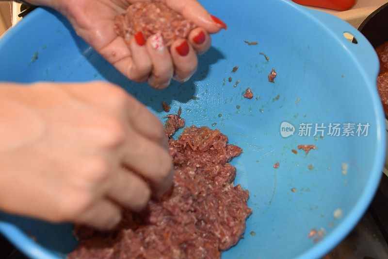 茄汁肉丸的制作