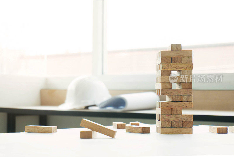 积木积木游戏，积木积木，小砖建筑概念。