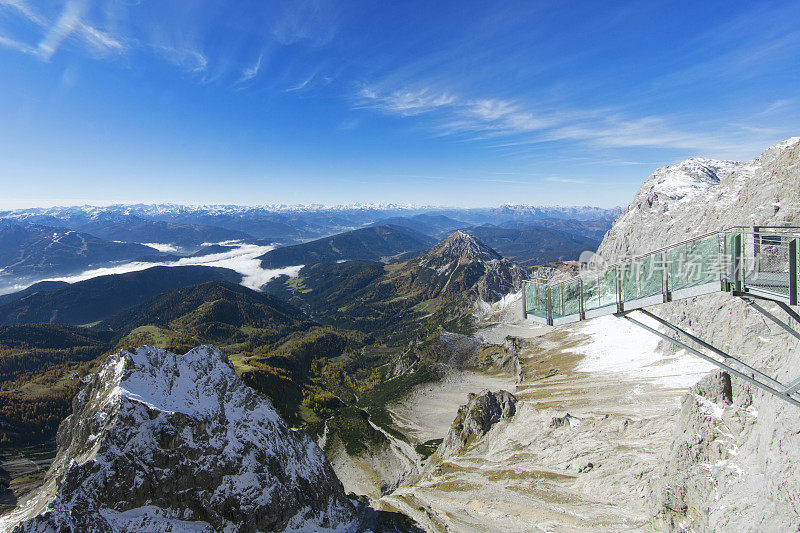 达赫斯坦山的空中步道