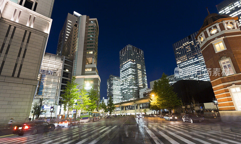 东京办公楼夜景