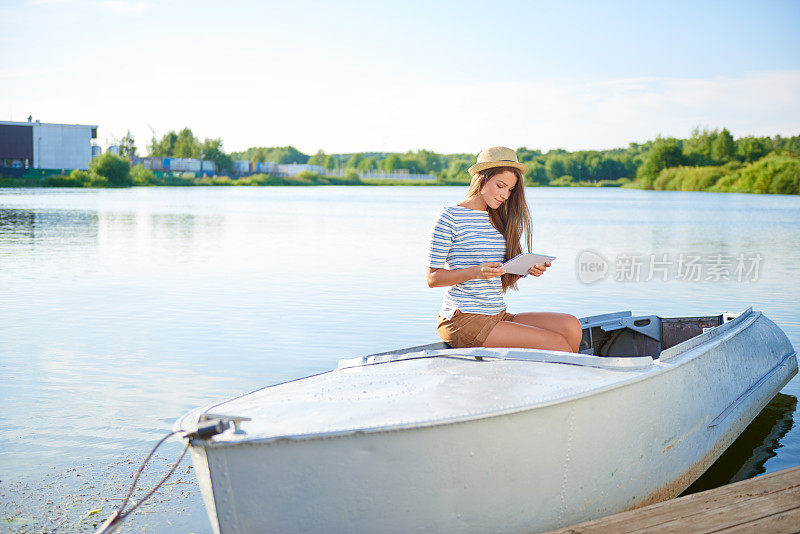 在海湾上浏览