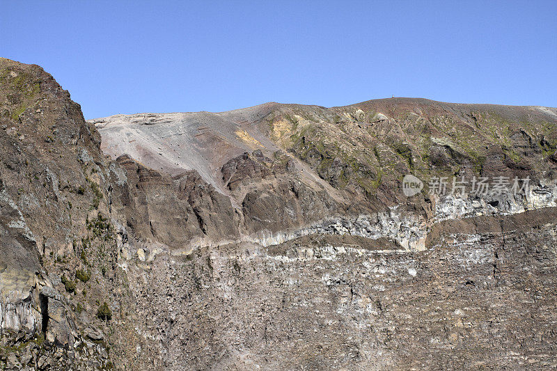 维苏威火山北壁火山口