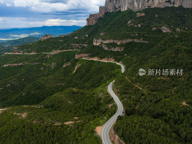 蒙特塞拉特高速公路鸟瞰图