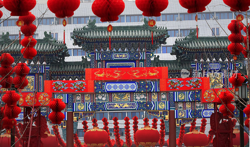 华丽的大门红灯笼中国农历新年北京中国