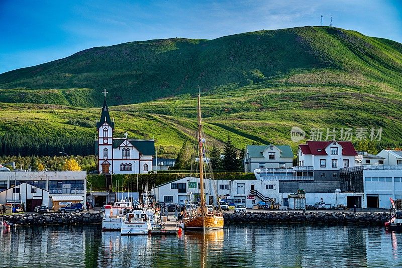 冰岛胡沙维克的景色