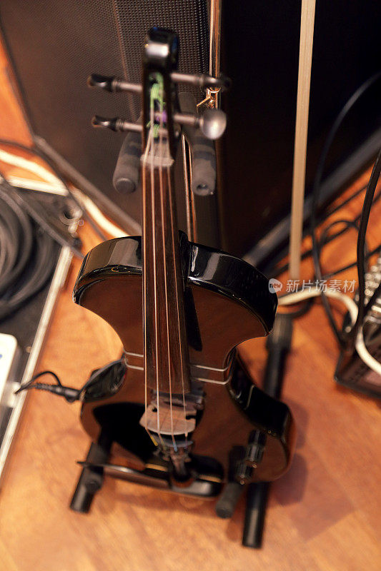 小提琴，弦乐器