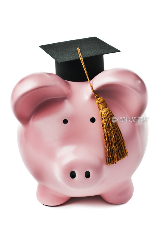 存钱的学生毕业储蓄，教育贷款，和财务