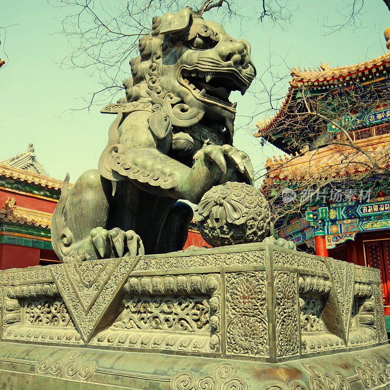 喇嘛庙青铜狮子(中国北京)