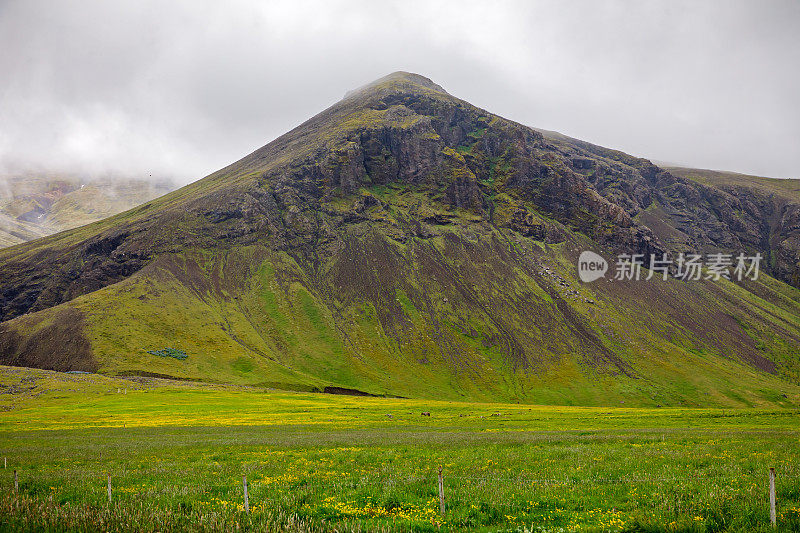 熔岩和火山灰的地质结构