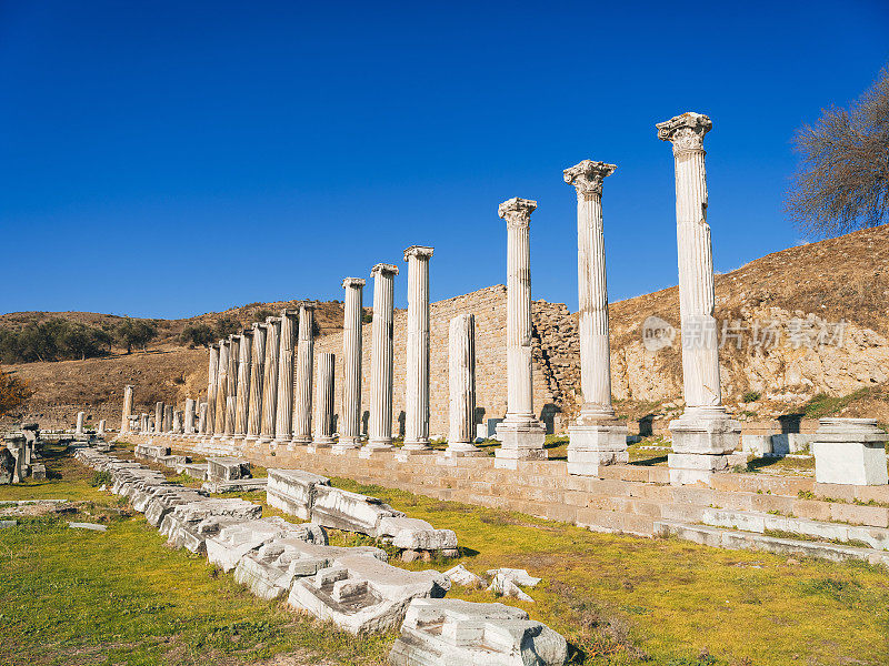 土耳其伊兹密尔，佩加蒙的阿斯克莱皮恩废墟