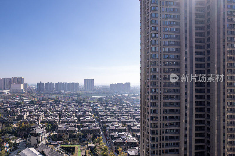 城市别墅和高层住宅鸟瞰图