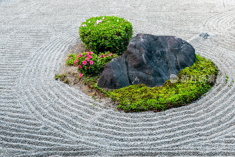 来自京都百幡本春寺的日本禅宗花园