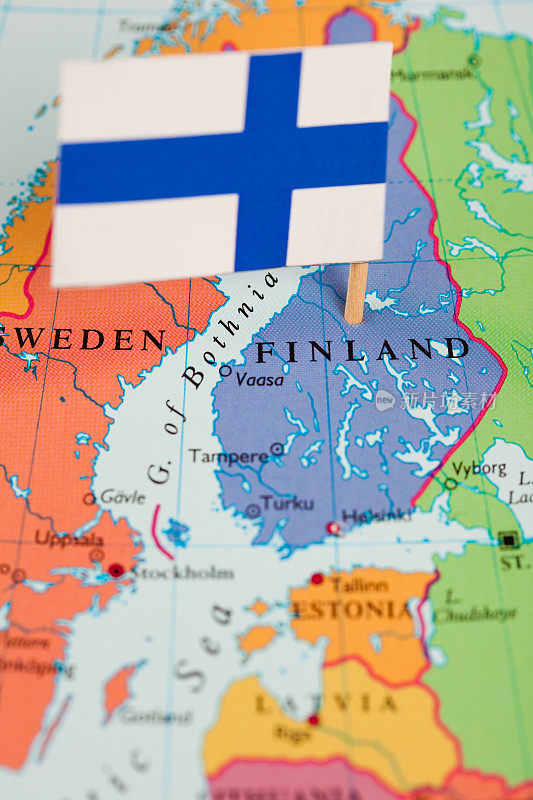 芬兰地图和国旗