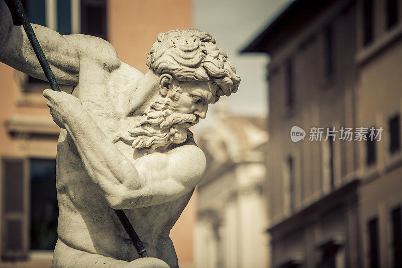罗马纳沃纳广场的尼普顿雕像