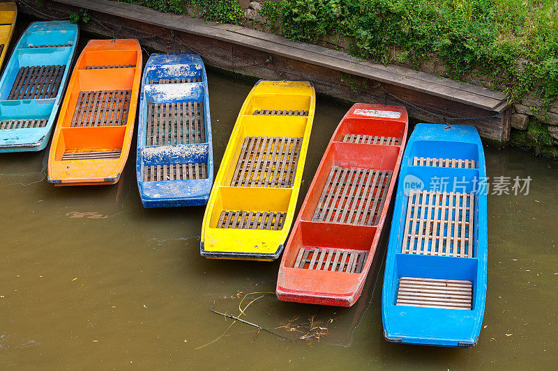木船。牛津大学,英国