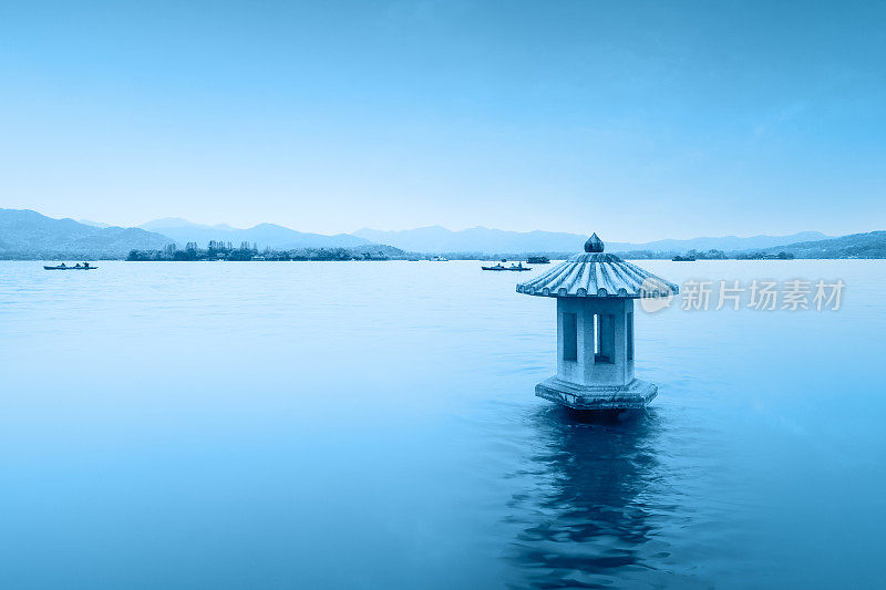暮色中的杭州西湖风光，中国