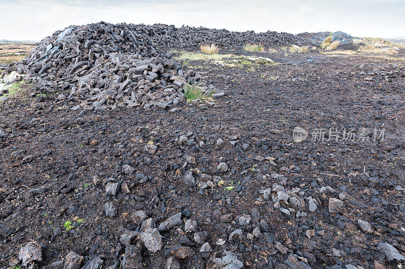 堆叠泥炭，Derrigimlagh沼泽，戈尔韦，爱尔兰