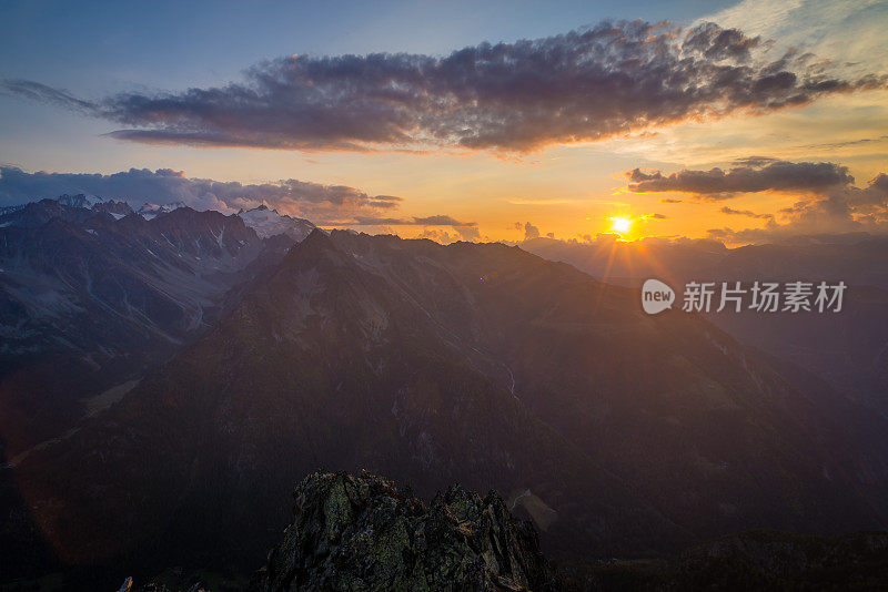 夏蒙尼日落景观