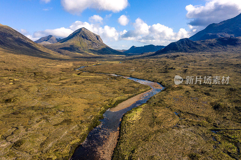 英国苏格兰斯凯岛库林的落基山脉