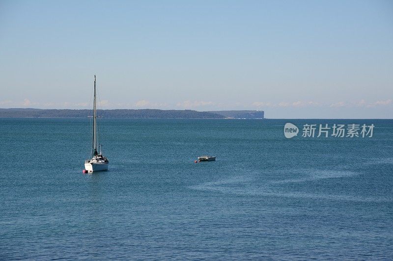 澳大利亚新南威尔士州杰维斯湾上的船只