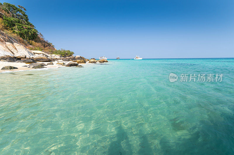 亚洲泰国南部的蓝天景观热带海滩海