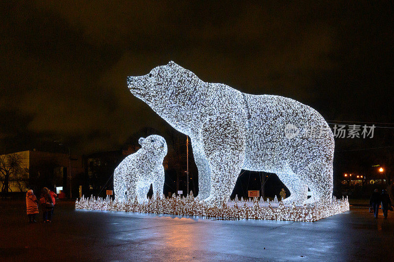 “熊之家”——莫斯科普希金斯卡亚堤岸的圣诞装饰