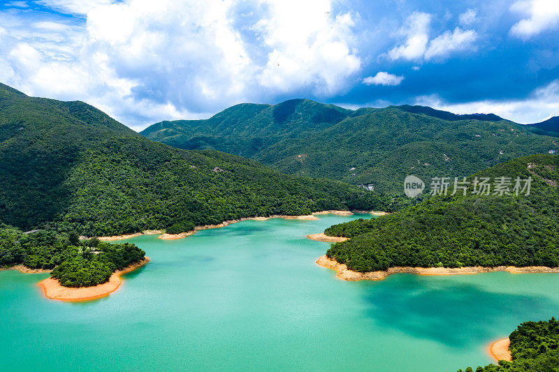 空中拍摄大潭水塘